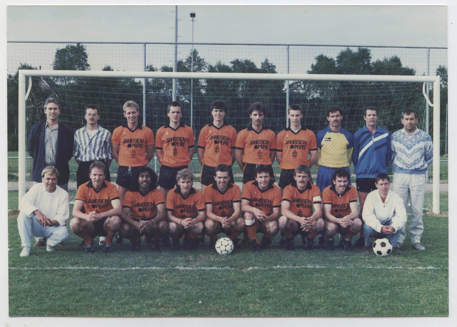  - 1987-1988 kampioenselftal Vitesse